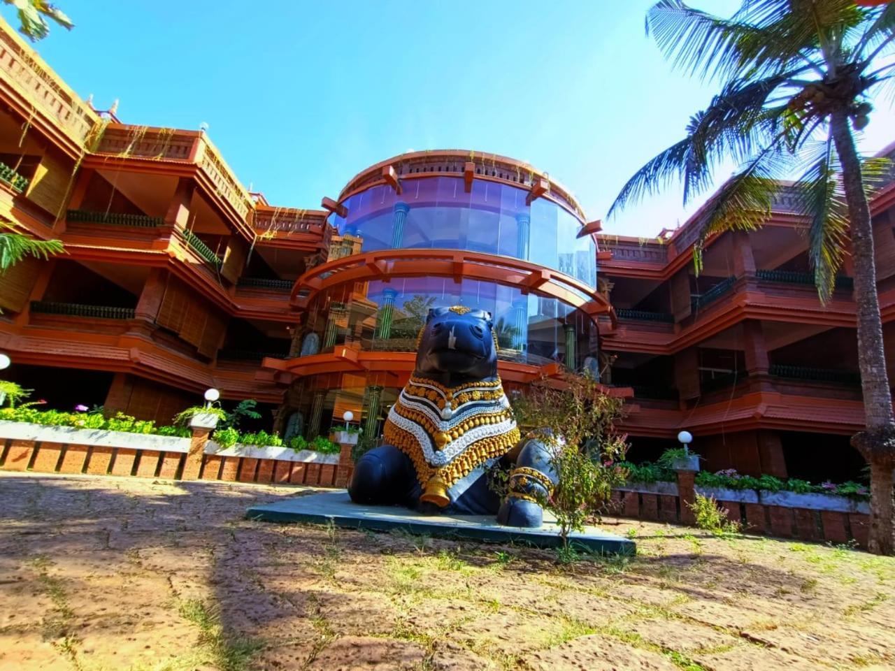 Krishna Beach Resort 坎努尔 外观 照片